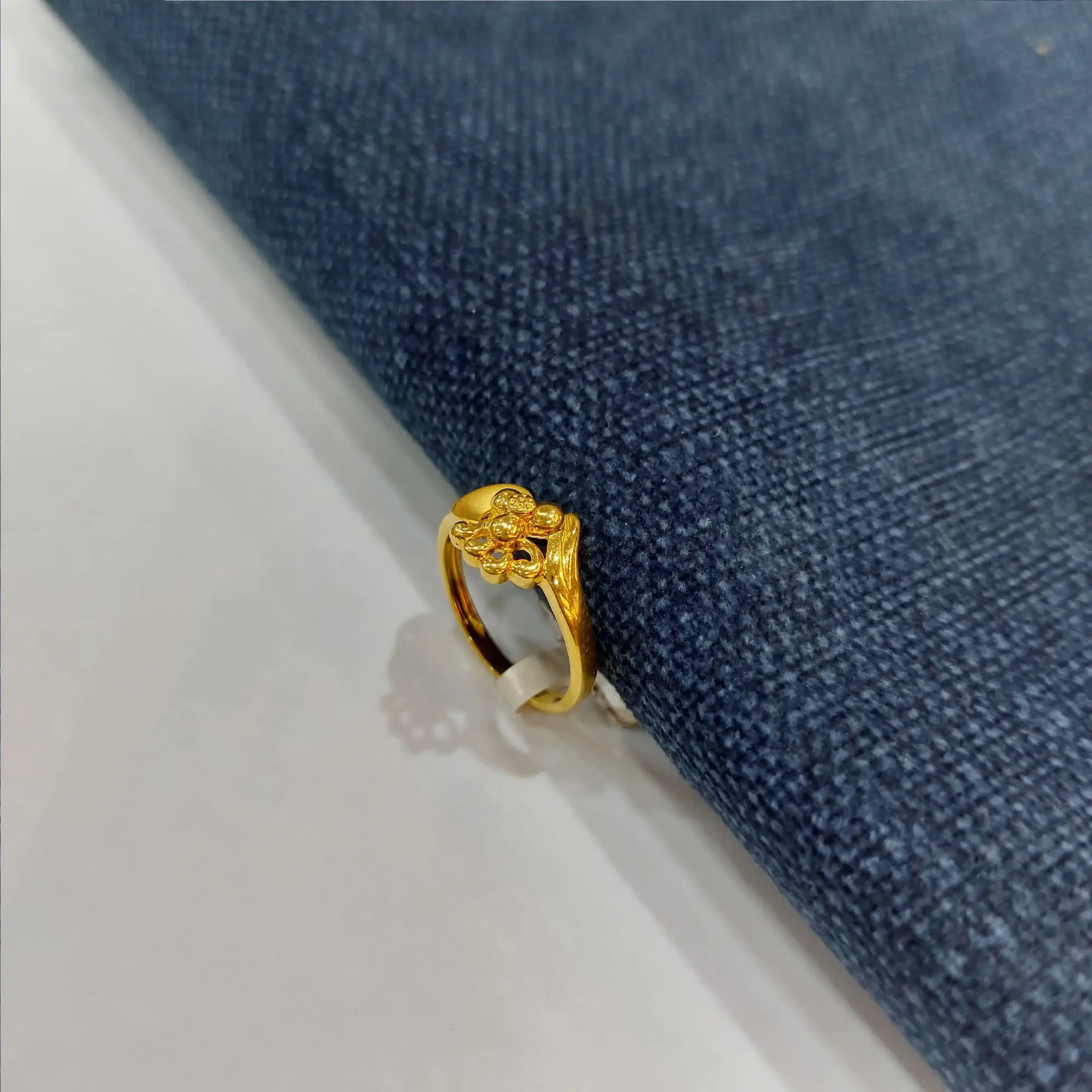 Ladies Ring