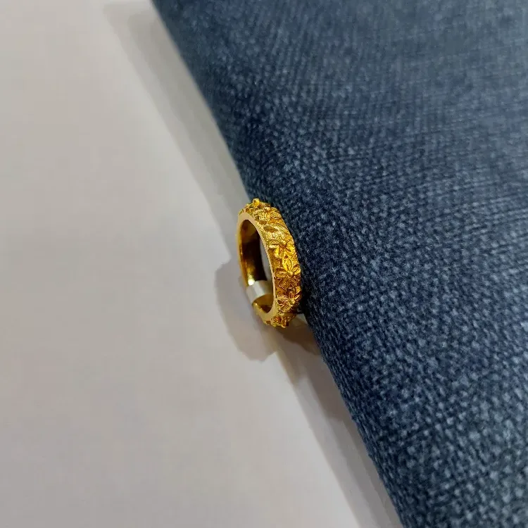 Ladies Gold Couple Band