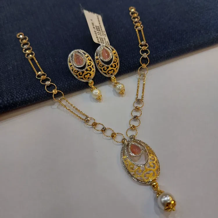 Style Rodium Necklace