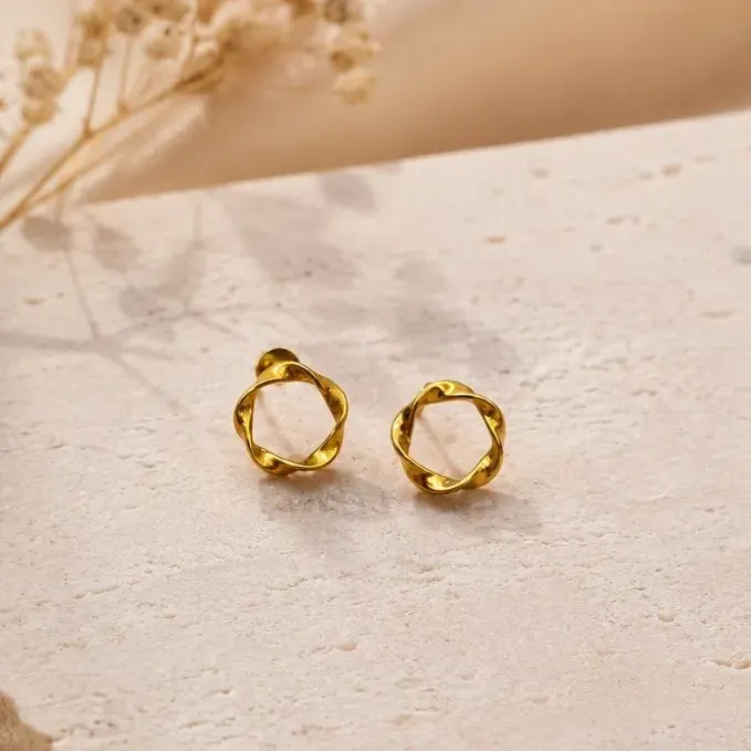 9kt Gold Twisted Loop Studs