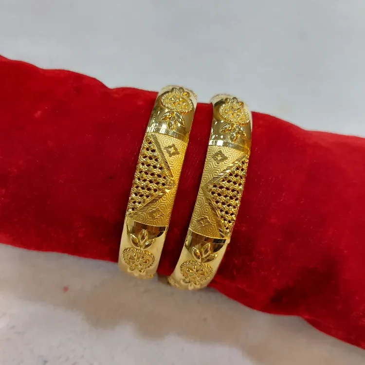 Style Gold Bangles