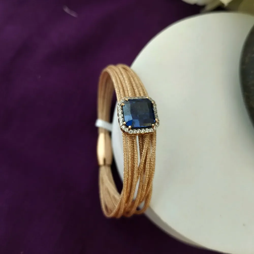 18k Gold Ladies Band Bracelet