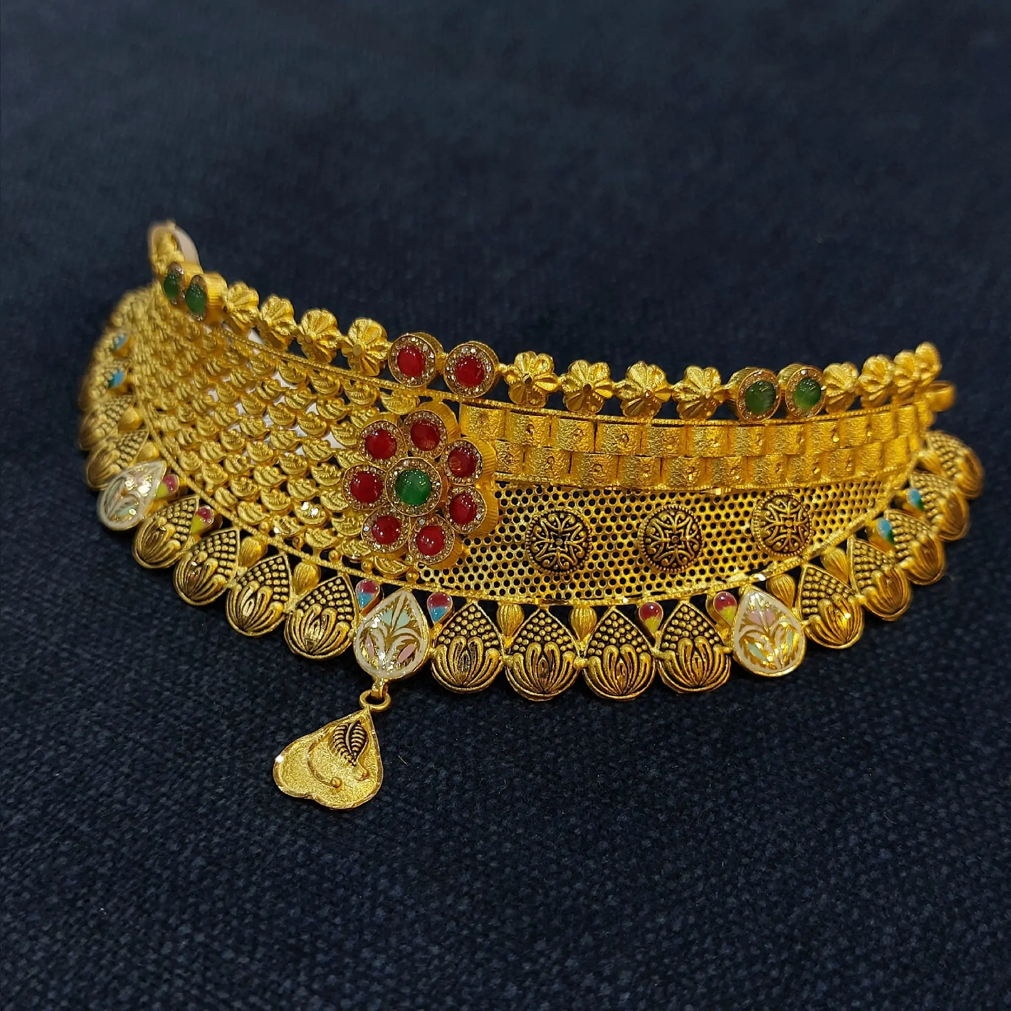 Style Necklace With Mina Work
