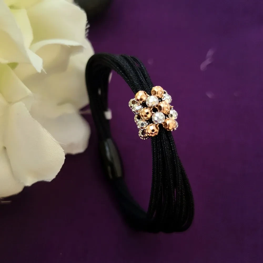 Lightweight Gold Band Bracelet