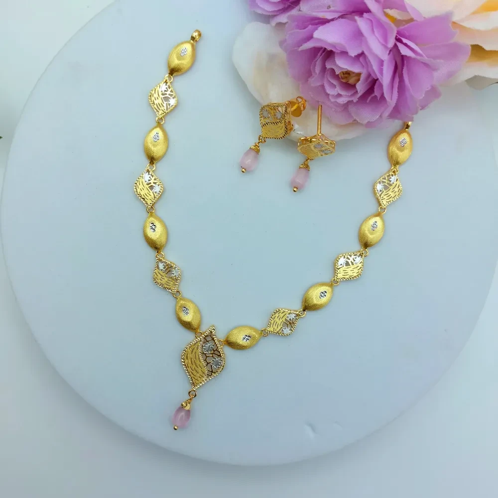 18k Gold Minimalist Gold Necklace