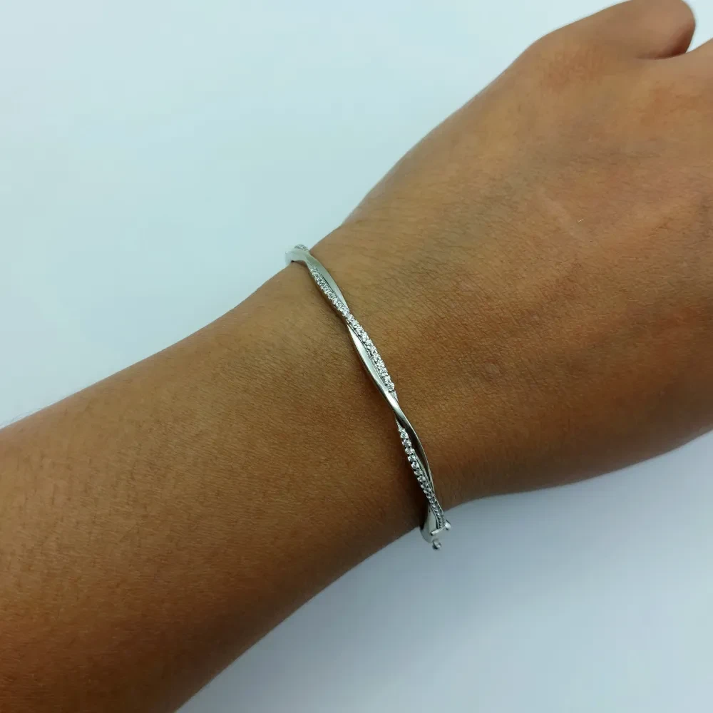 Elegant Twisted Silver Bracelet