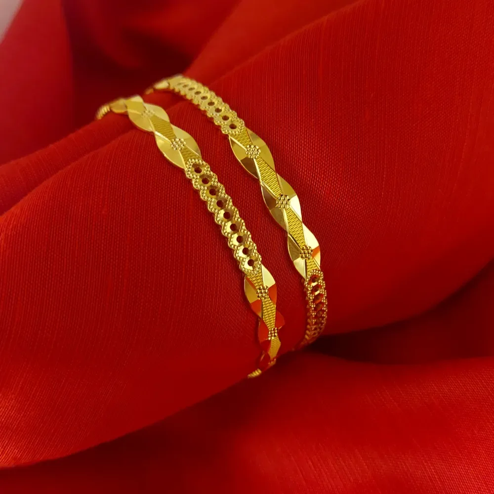 22k Gold Bangle
