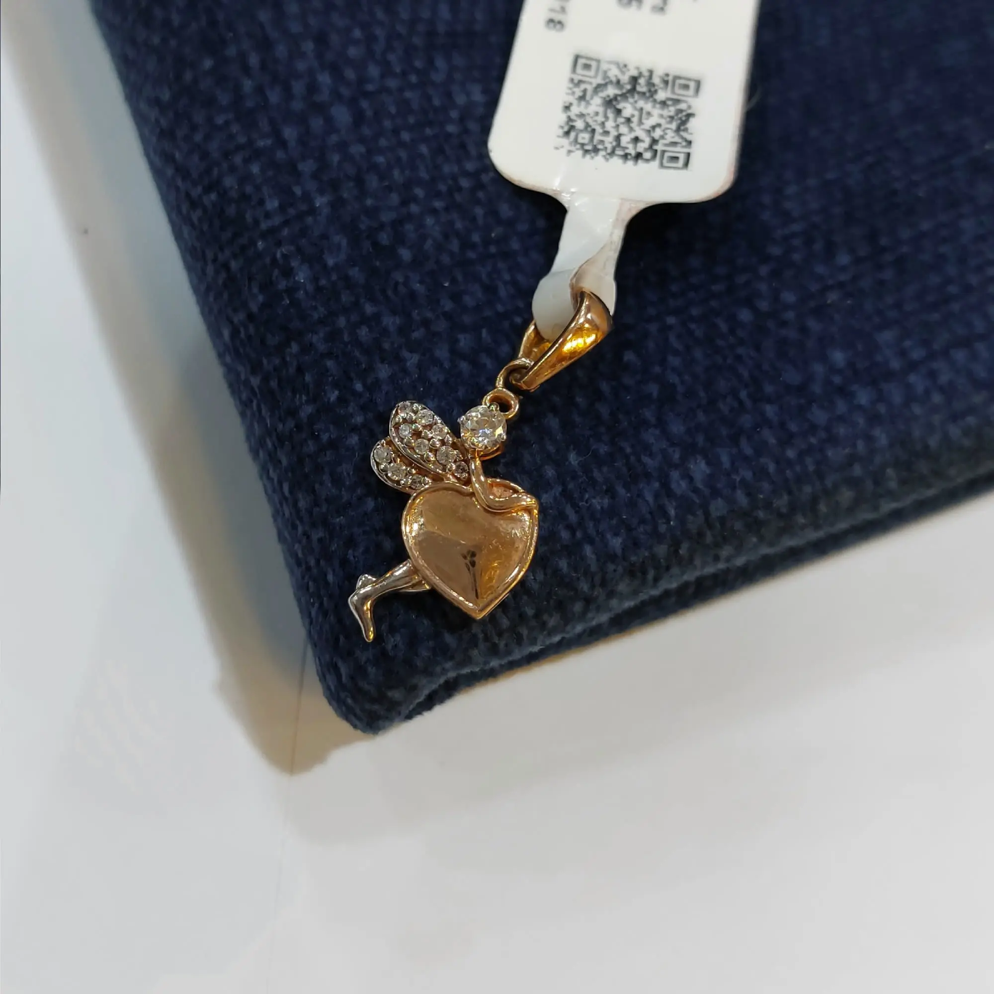 Style Rose Gold Pendant