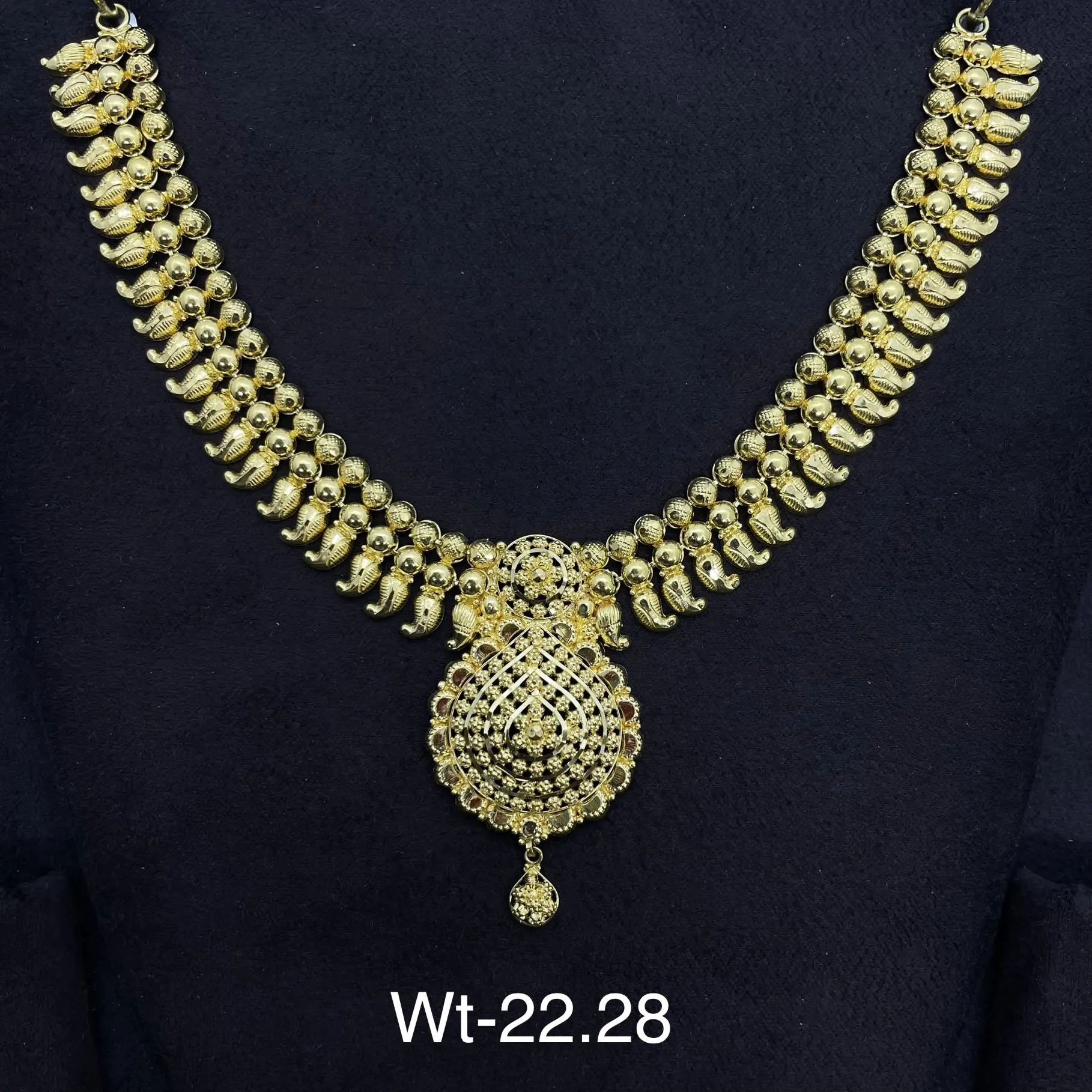 Short Necklace