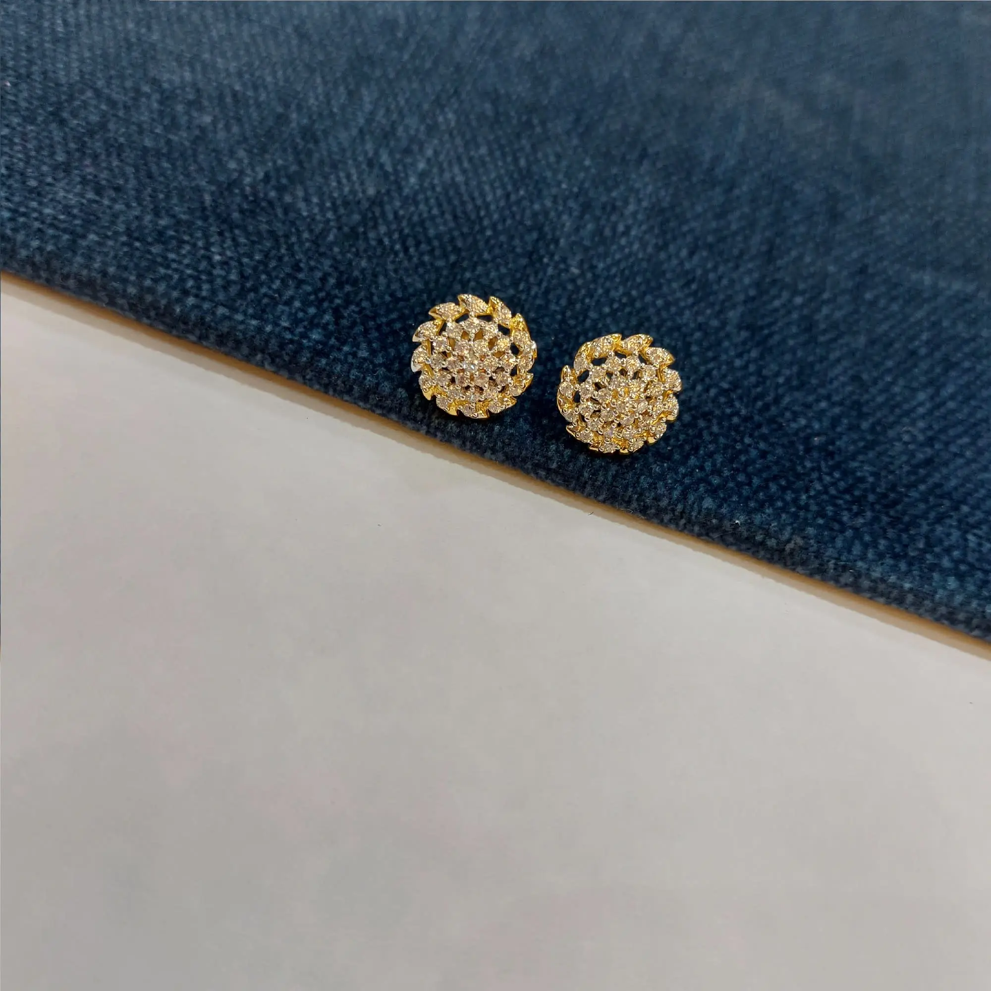 Traditional American Diamond Tops