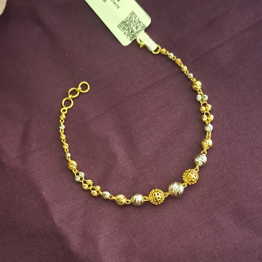 Classic Bead Gold Bracelet