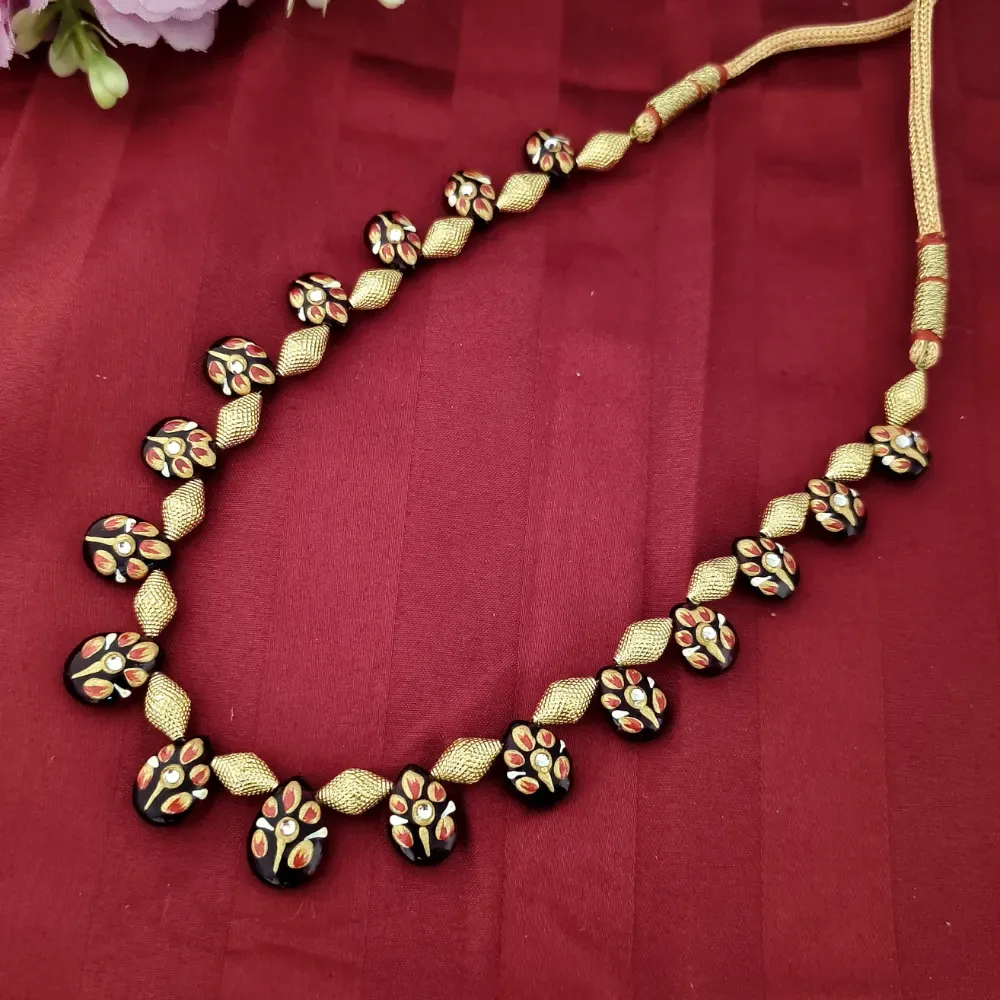 Meenakari Thushi Short Necklace-22K Gold.