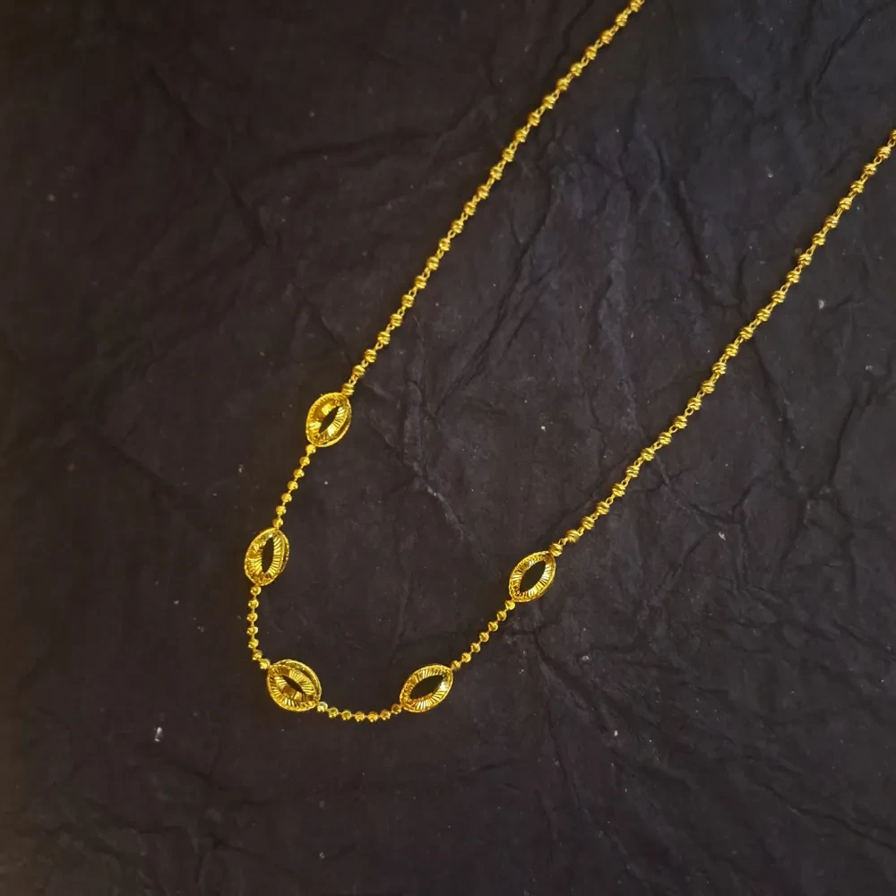 Classic Gold Necklace