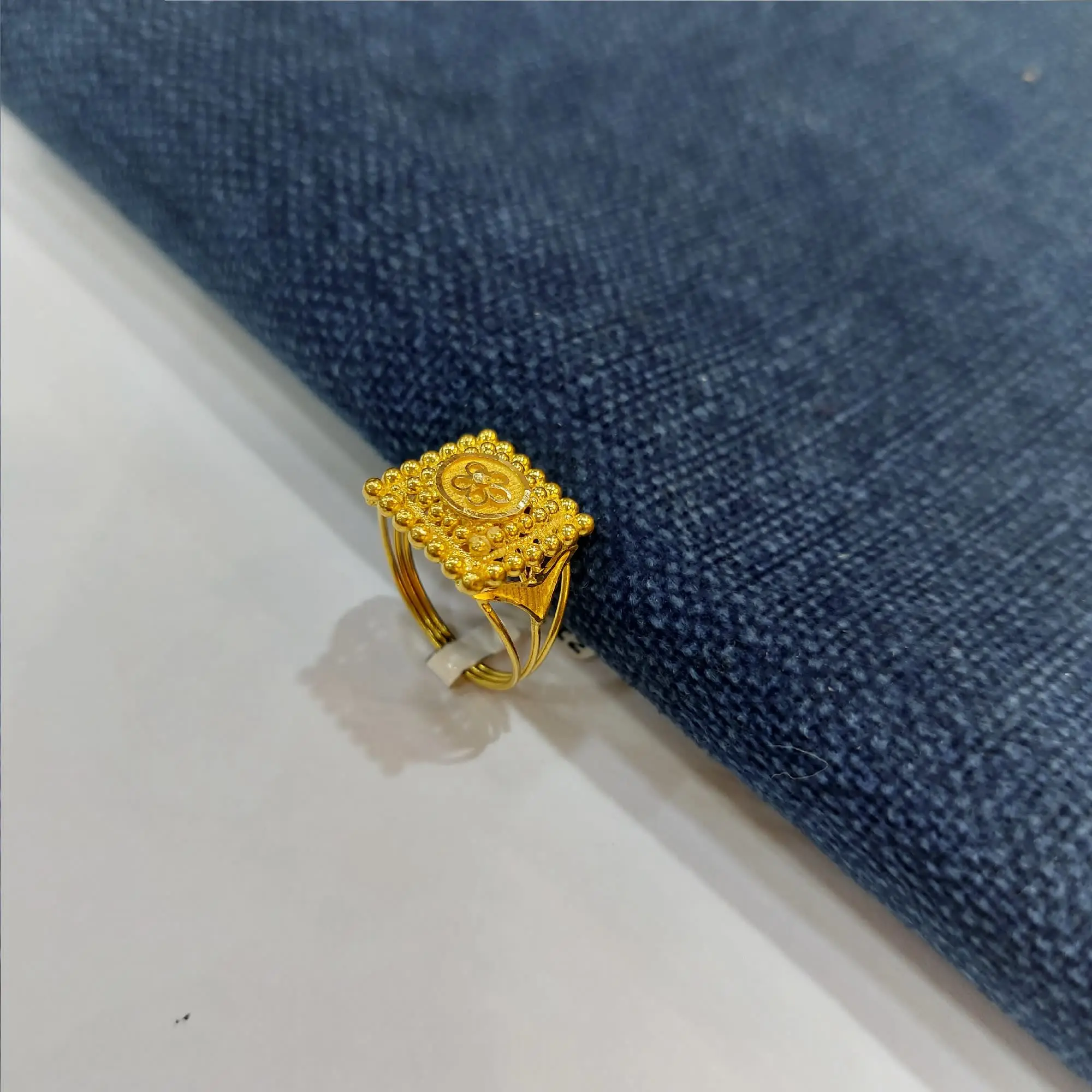 Style Ladies Ring