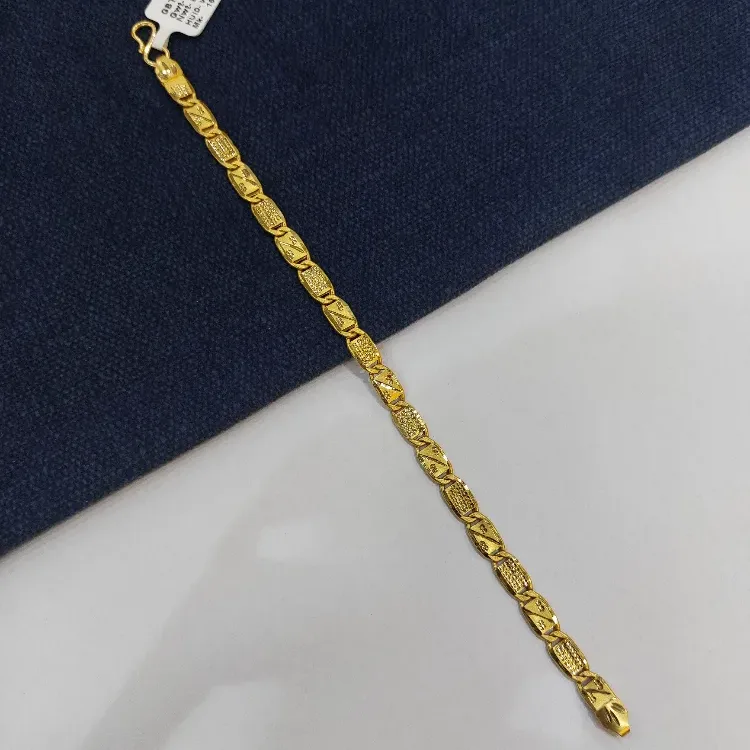 Style Gold Gents Bracelet