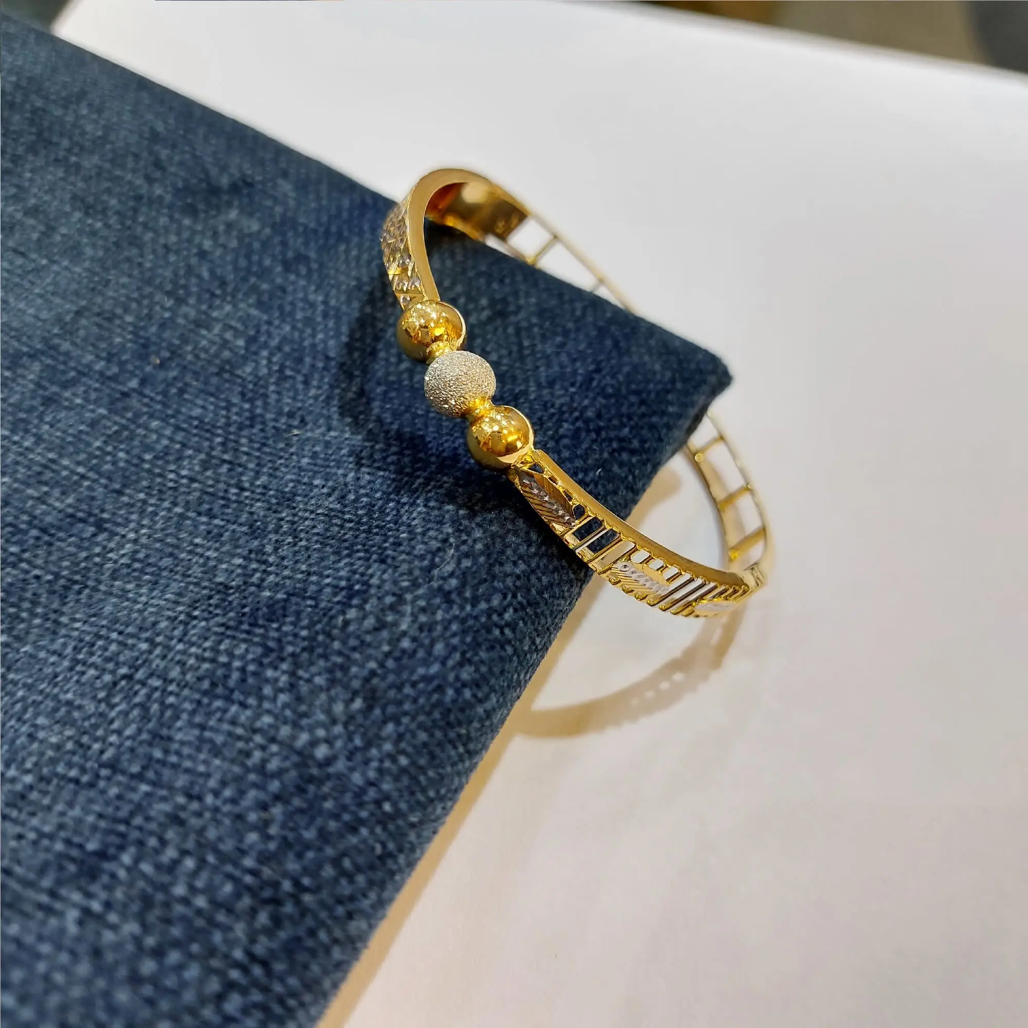 Trendy Gold Kada With White Rodium