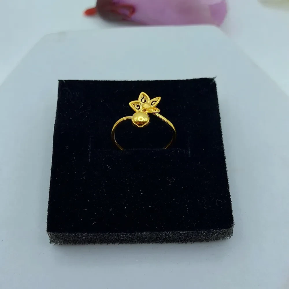 Floral Bloom 9kt Gold Ring