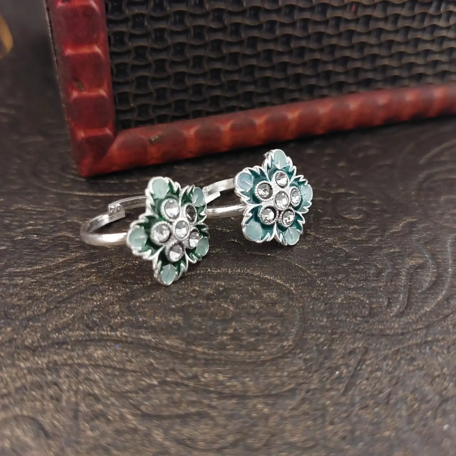 Fancy Design Toe Ring