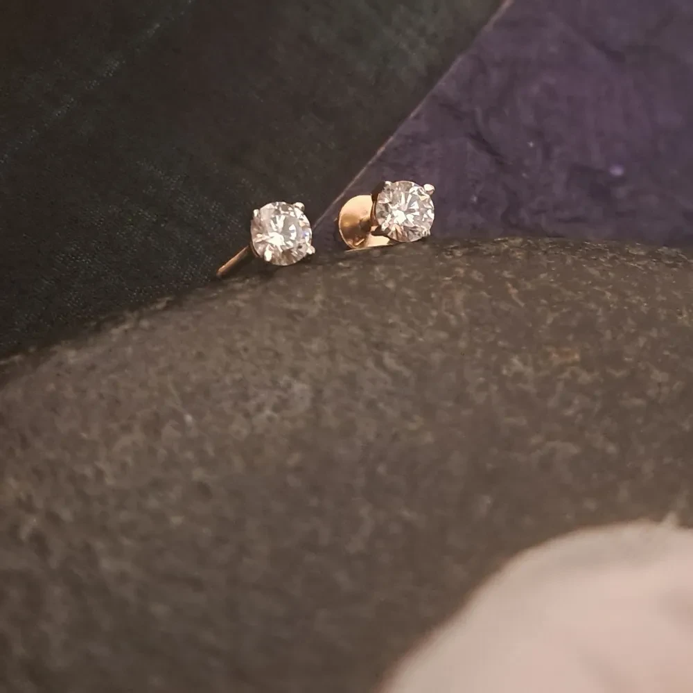 Single Cz Diamond Studs