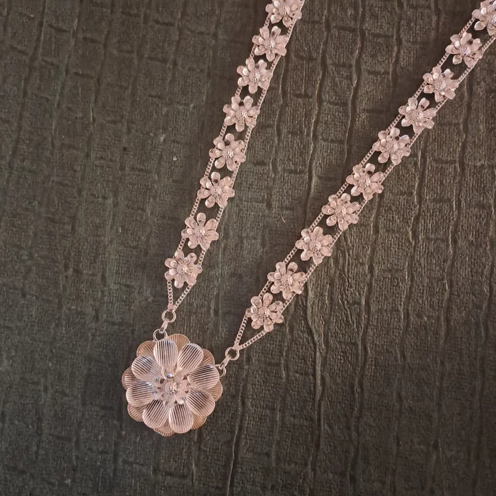Silver Flower Necklace