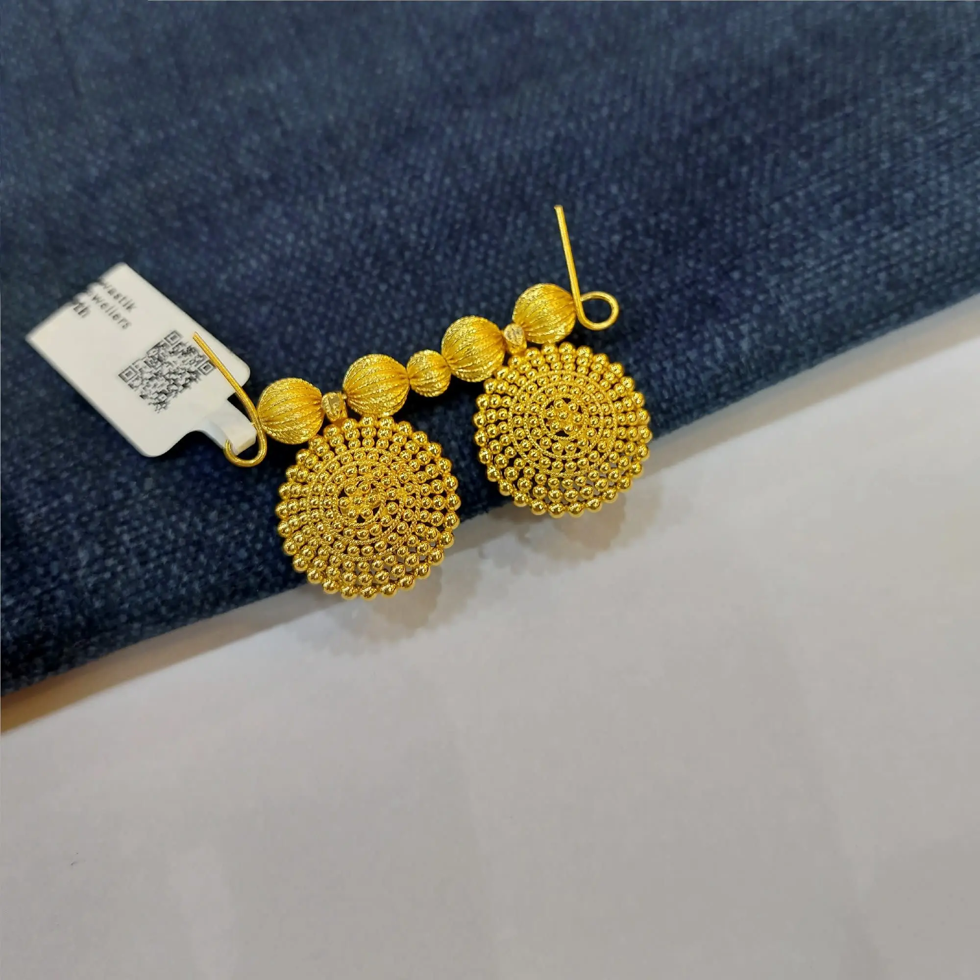 Trendy Mangalsutra Wati Pendant