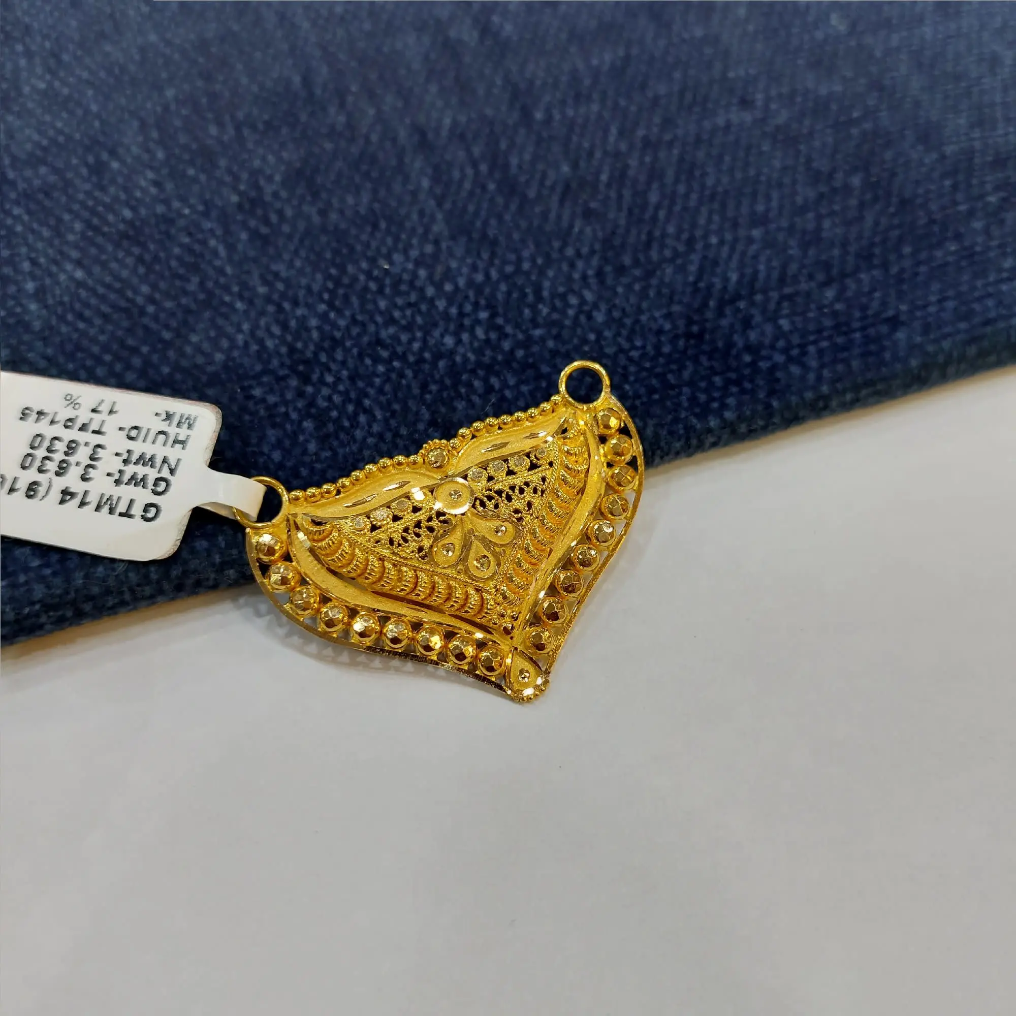 Trending Mangalsutra Pendant