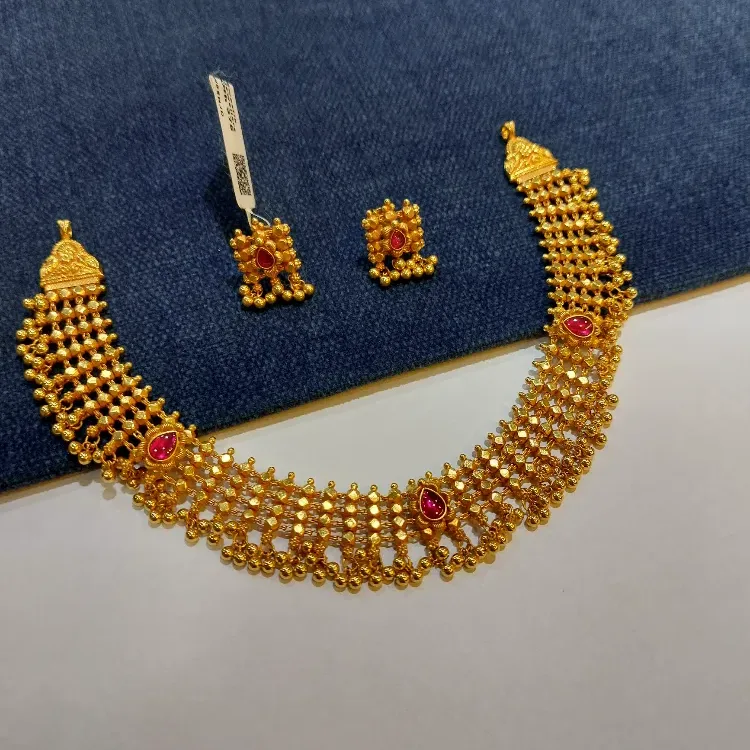 Trendy Temeple Short Necklace