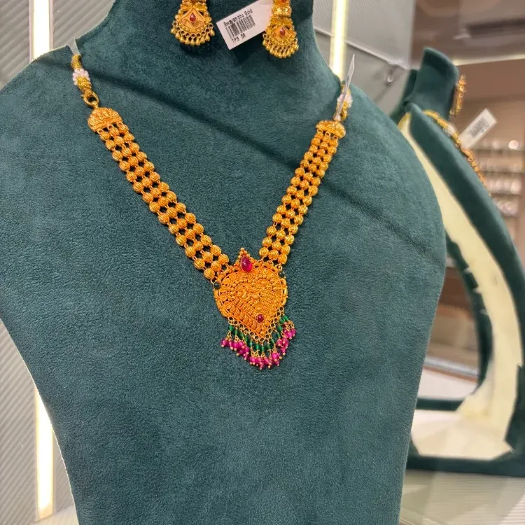 Gold Fancy Necklace 