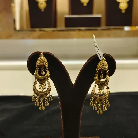 Step Earring