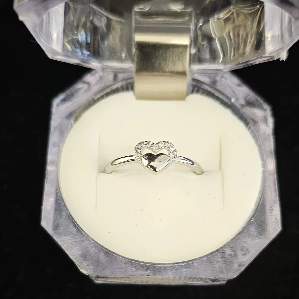 Hearteen Ring
