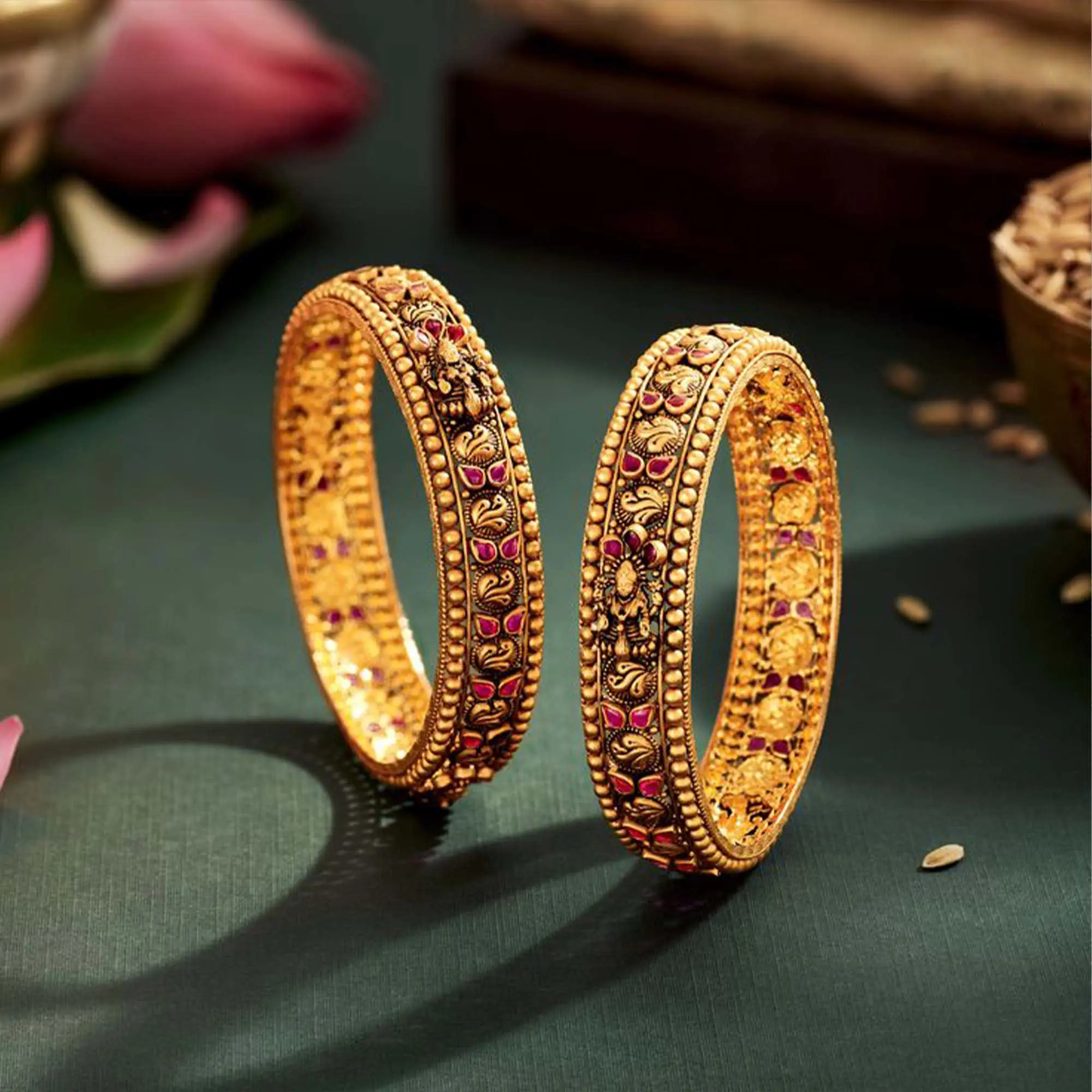 Vamika Bangles