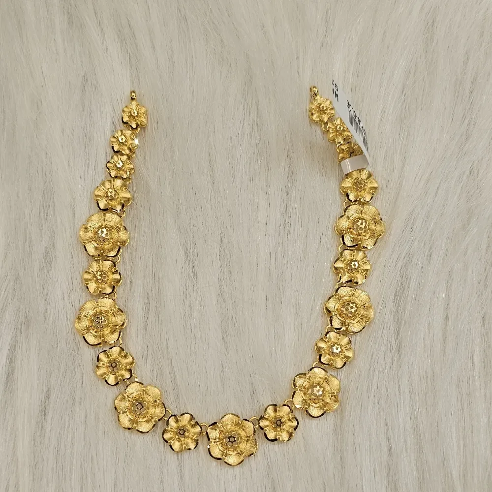 Flower Necklace