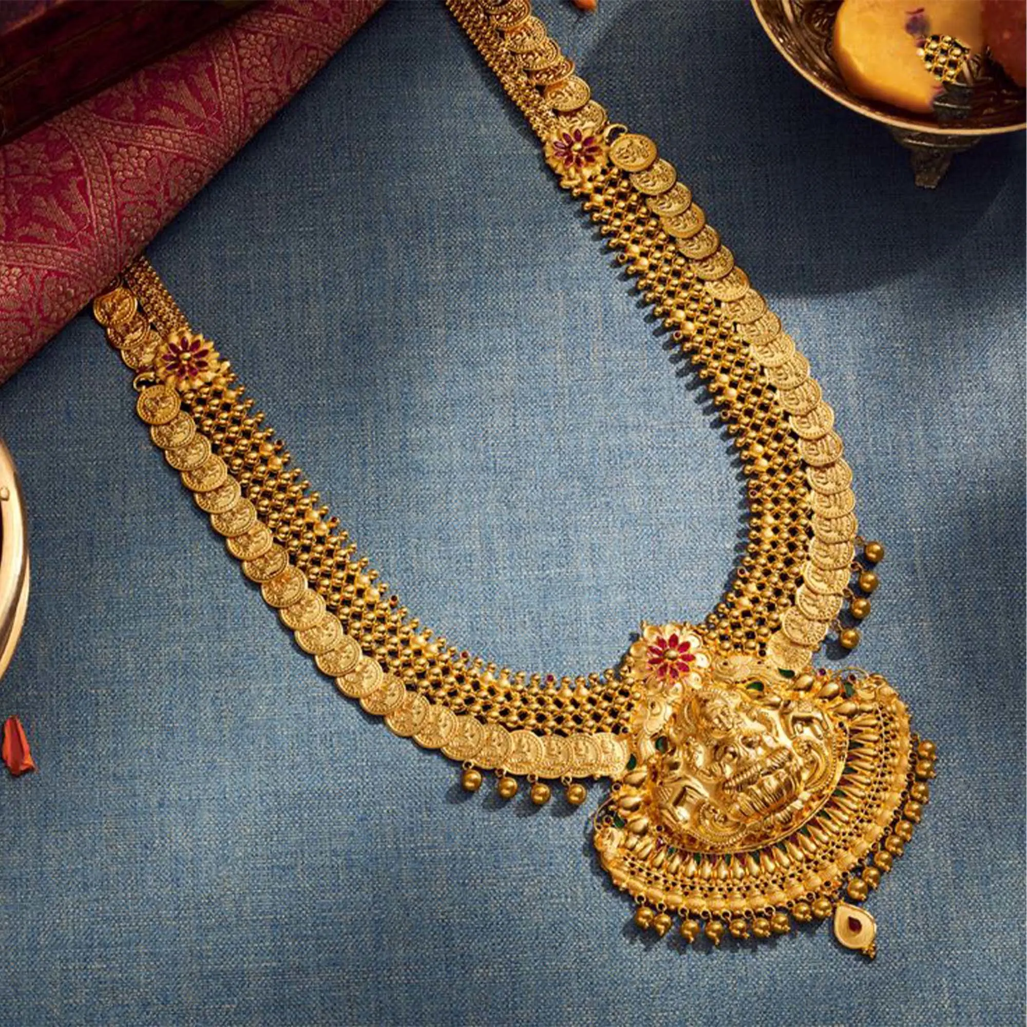 Jiya Necklace