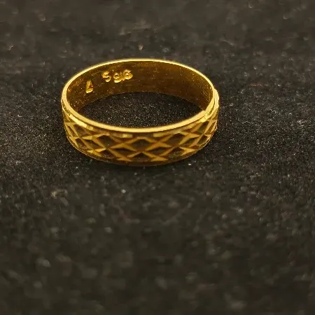 Diamond Cut Ring